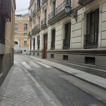 Acogedor Apartamento Entre Sol Gran Via Y Palacio Madryt Zewnętrze zdjęcie