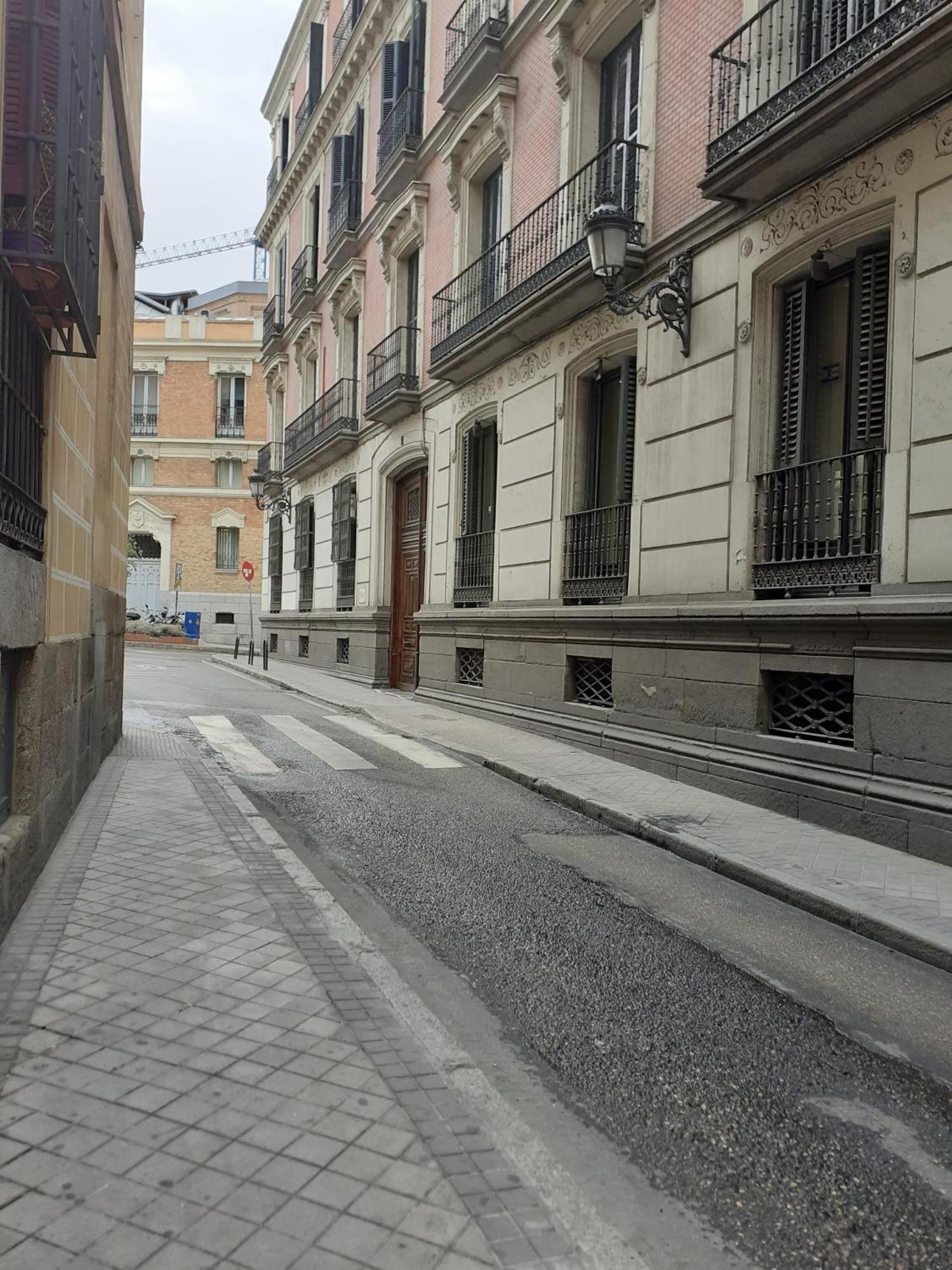 Acogedor Apartamento Entre Sol Gran Via Y Palacio Madryt Zewnętrze zdjęcie